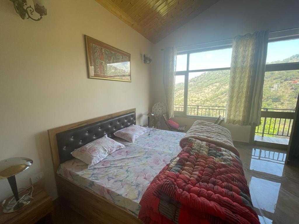 Idyllic Private Cottage W/King Bed + Mountain View Kasauli Exterior photo